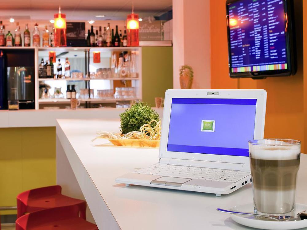Hotel Ibis Styles Duesseldorf-Neuss Restaurant photo
